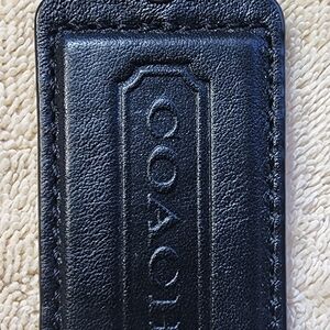 Coach Black Leather Bag hag tag large size